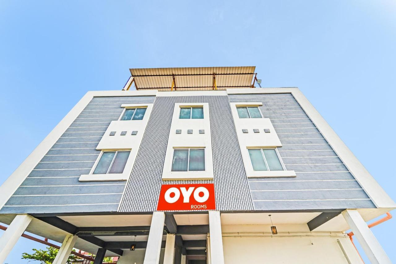 Hotel O Karapakkam, Chennai Exterior photo